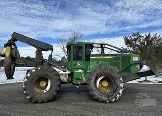 2017 John Deere 748L Skidder